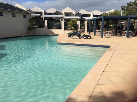 Zephyr Studio - Accommodation Port Macquarie 34