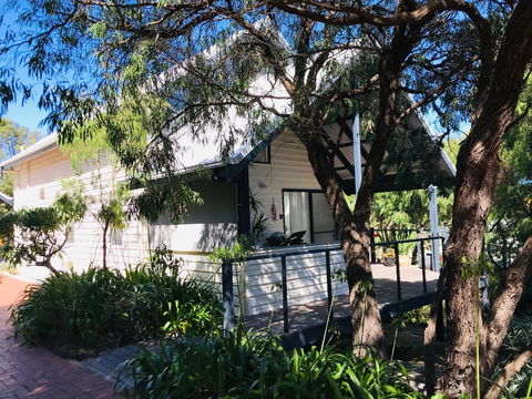 Zephyr Studio - Accommodation Port Macquarie 1