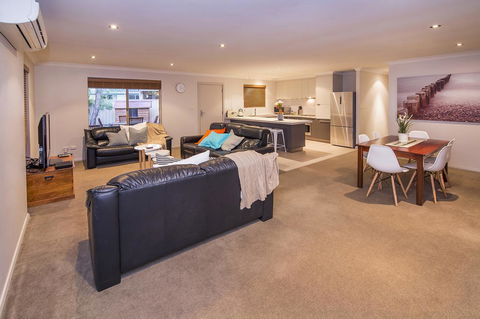 Boardwalk - Accommodation Port Macquarie 14
