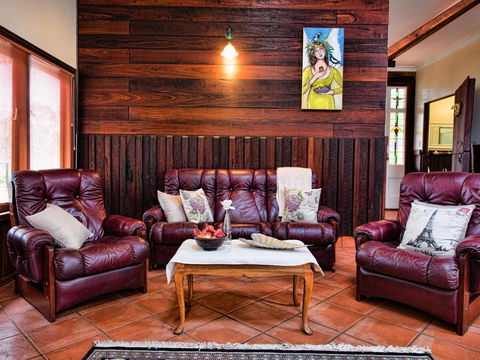 Oak Tree Barn Bridgetown - Accommodation Port Macquarie 6