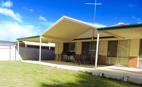 Silver Gull Family Retreat - Accommodation Port Macquarie 13