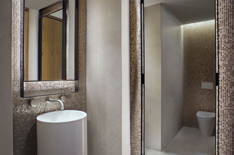 The Ritz-Carlton, Perth - Accommodation Port Macquarie 9