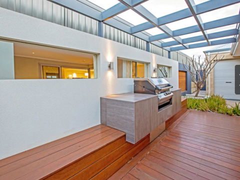 Magnificent Beach Retreat - Accommodation Port Macquarie 36