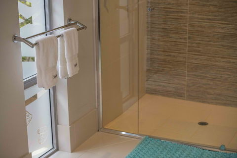 Magnificent Beach Retreat - Accommodation Port Macquarie 12