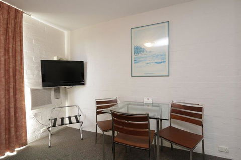 Atrium Hotel Mandurah - Accommodation Port Macquarie 2