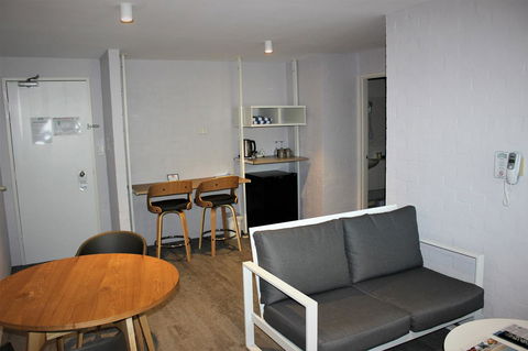 Atrium Hotel Mandurah - Accommodation Port Macquarie 12