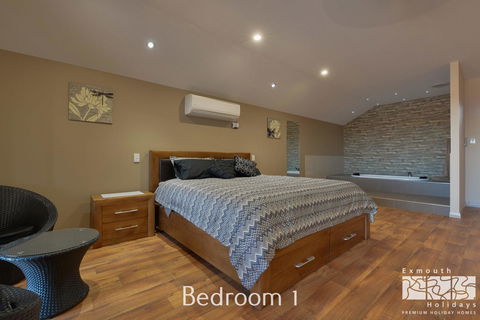 7 Kestrel Place - Accommodation Port Macquarie 9