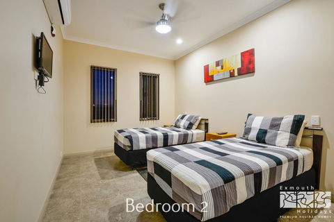 7 Kestrel Place - Accommodation Port Macquarie 12