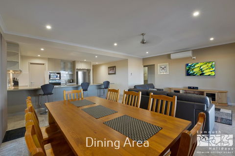7 Kestrel Place - Accommodation Port Macquarie 4