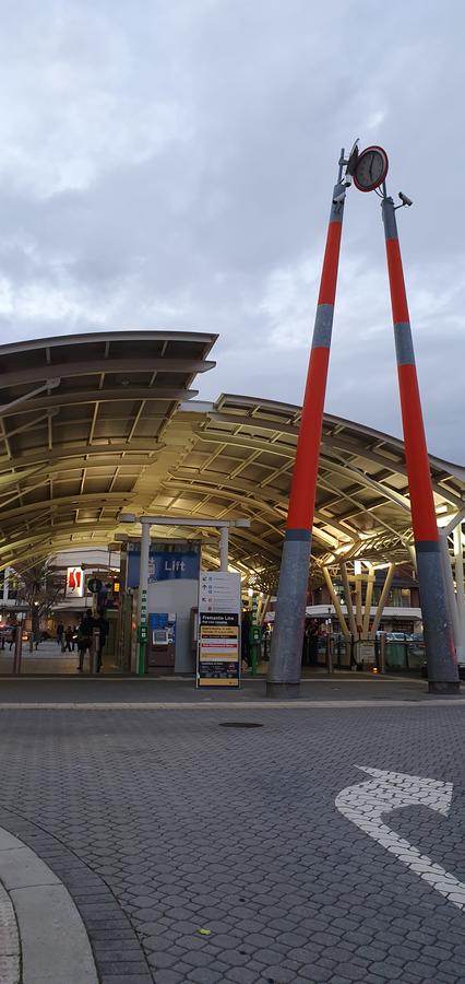 Stylish 1BDR Unit In The Heart Of Subiaco - Accommodation Port Macquarie 13