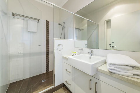 Dolphin Quay Apartments - Accommodation Port Macquarie 42