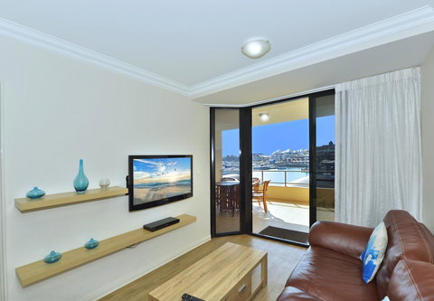Dolphin Quay Apartments - Accommodation Port Macquarie 11