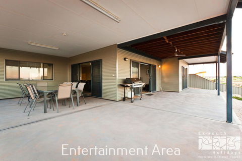 3 Kestrel Place - Accommodation Port Macquarie 17