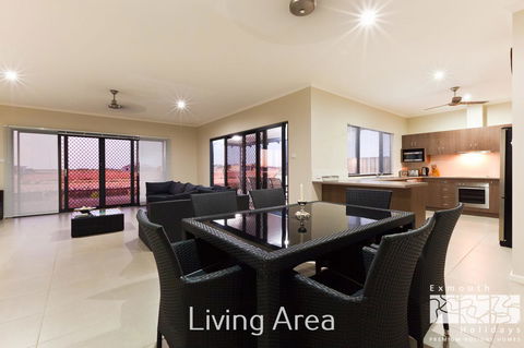 3 Kestrel Place - Accommodation Port Macquarie 3