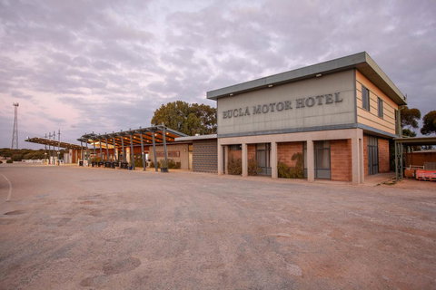 EUCLA MOTOR HOTEL - Accommodation Port Macquarie 0