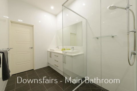 32 Corella Court - Accommodation Port Macquarie 10