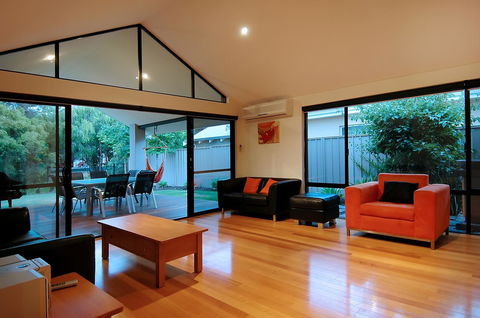 THE SANCTUARY LUXURY HOLIDAY HOME - Accommodation Port Macquarie 18