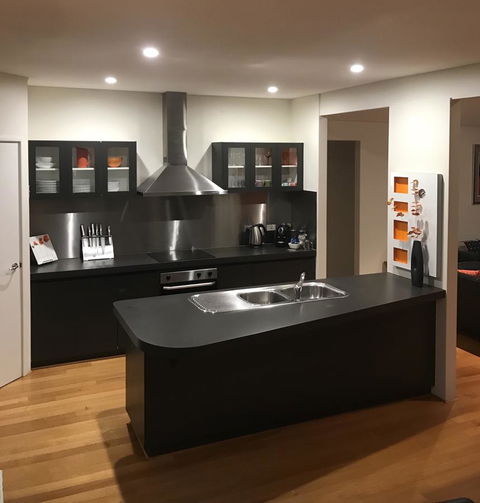 THE SANCTUARY LUXURY HOLIDAY HOME - Accommodation Port Macquarie 9
