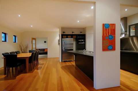 THE SANCTUARY LUXURY HOLIDAY HOME - Accommodation Port Macquarie 14
