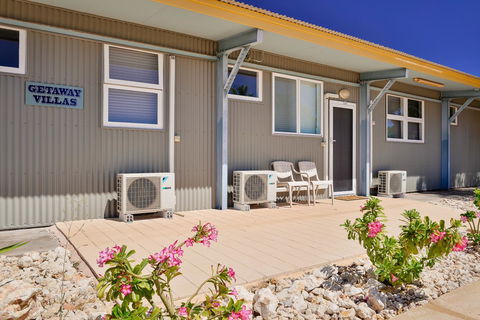 Getaway Villas Unit 389 - Accommodation Port Macquarie 1