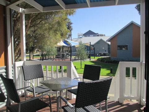 Mandurah Ocean Marina Chalets - Accommodation Port Macquarie 40