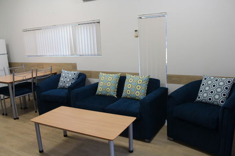 Mandurah Ocean Marina Chalets - Accommodation Port Macquarie 7