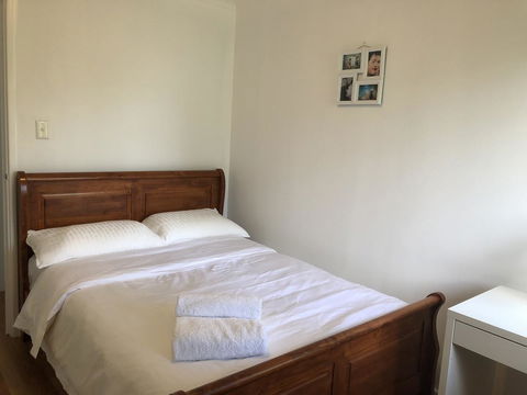 Charming Quiet Lodge-2 Minutes Walk To Shopping Complex - Accommodation Port Macquarie 19