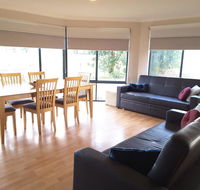 Cosy Corner Chalets - Accommodation Port Macquarie