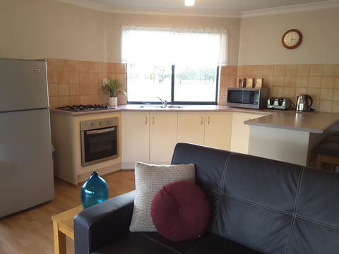 Cosy Corner Chalets - Accommodation Port Macquarie 8