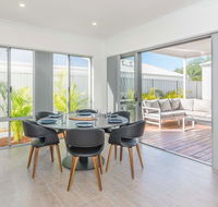 Karrinyup Waters Luxury House Rental - Accommodation Port Macquarie