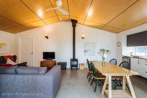 Stablebase - Accommodation Port Macquarie 7