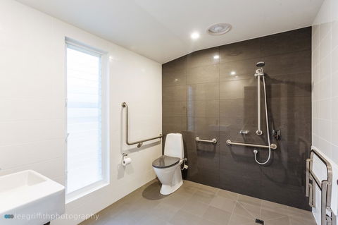 Stablebase - Accommodation Port Macquarie 14
