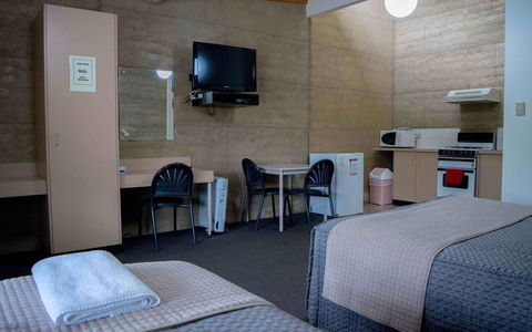 Hopetoun Motel & Chalet Village - Accommodation Port Macquarie 35