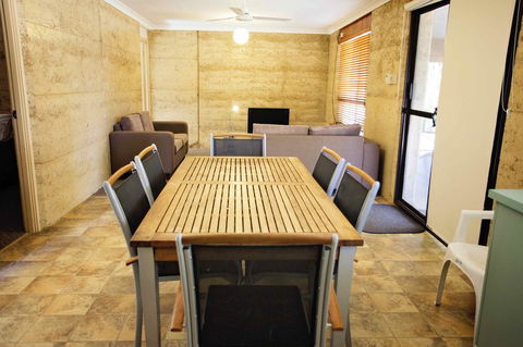 Hopetoun Motel & Chalet Village - Accommodation Port Macquarie 40