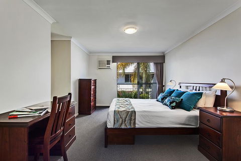 Arlington Apartments - Accommodation Port Macquarie 2