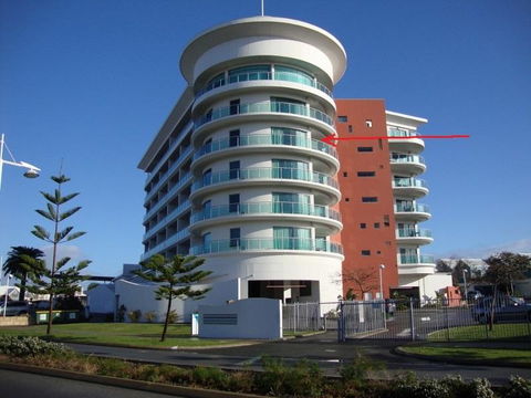 A 406 FANTASTIC OCEAN BEACH And MARINA VIEW APT - MANDURAH - Accommodation Port Macquarie 26