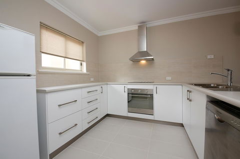 The Marina Hotel - Mindarie - Accommodation Port Macquarie 8