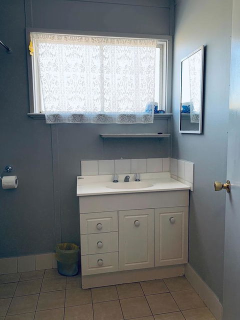 Shark Bay Cottages - Accommodation Port Macquarie 16