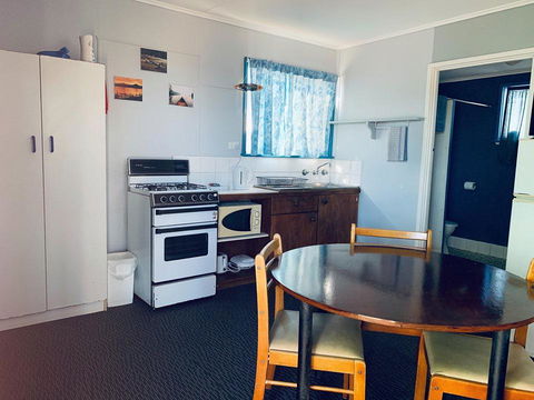 Shark Bay Cottages - Accommodation Port Macquarie 29