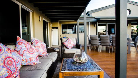 Mullaloo B & B - Accommodation Port Macquarie 0