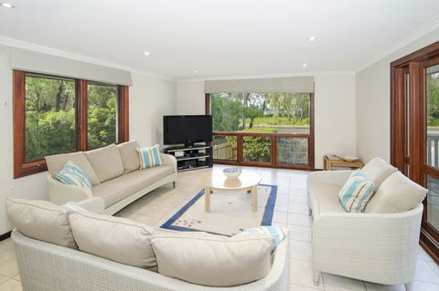 Seahaven - Accommodation Port Macquarie 11