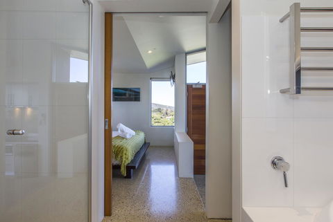 Aquatic Visions - Accommodation Port Macquarie 4