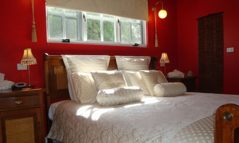 Lanterns Retreats - Accommodation Port Macquarie 0
