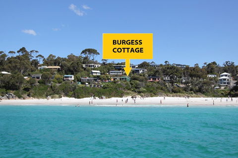 BINALONG BEACH COTTAGE Beachfront At Bay Of Fires Next To Restaurant - Accommodation Port Macquarie 0