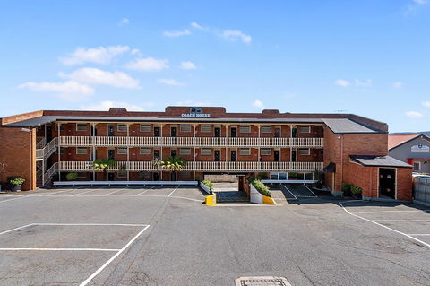 Coach House Launceston - Accommodation Port Macquarie 1