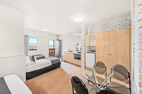 Coach House Launceston - Accommodation Port Macquarie 8