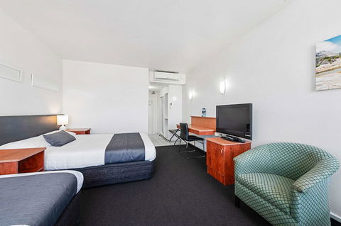 Coach House Launceston - Accommodation Port Macquarie 6