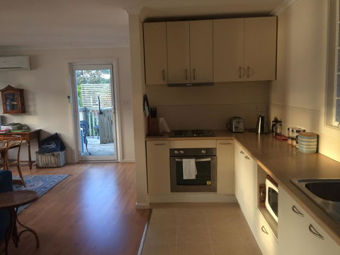 Anchorage Waterfront Retreat - Accommodation Port Macquarie 4