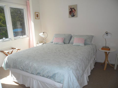 Anchorage Waterfront Retreat - Accommodation Port Macquarie 15