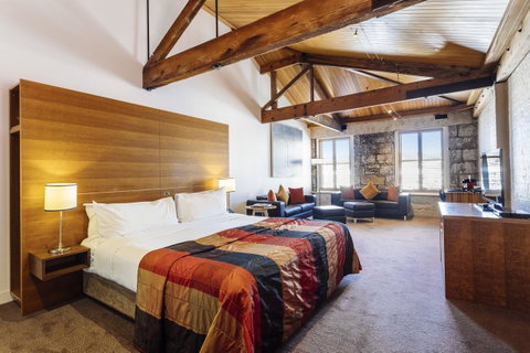 The Henry Jones Art Hotel - Accommodation Port Macquarie 6
